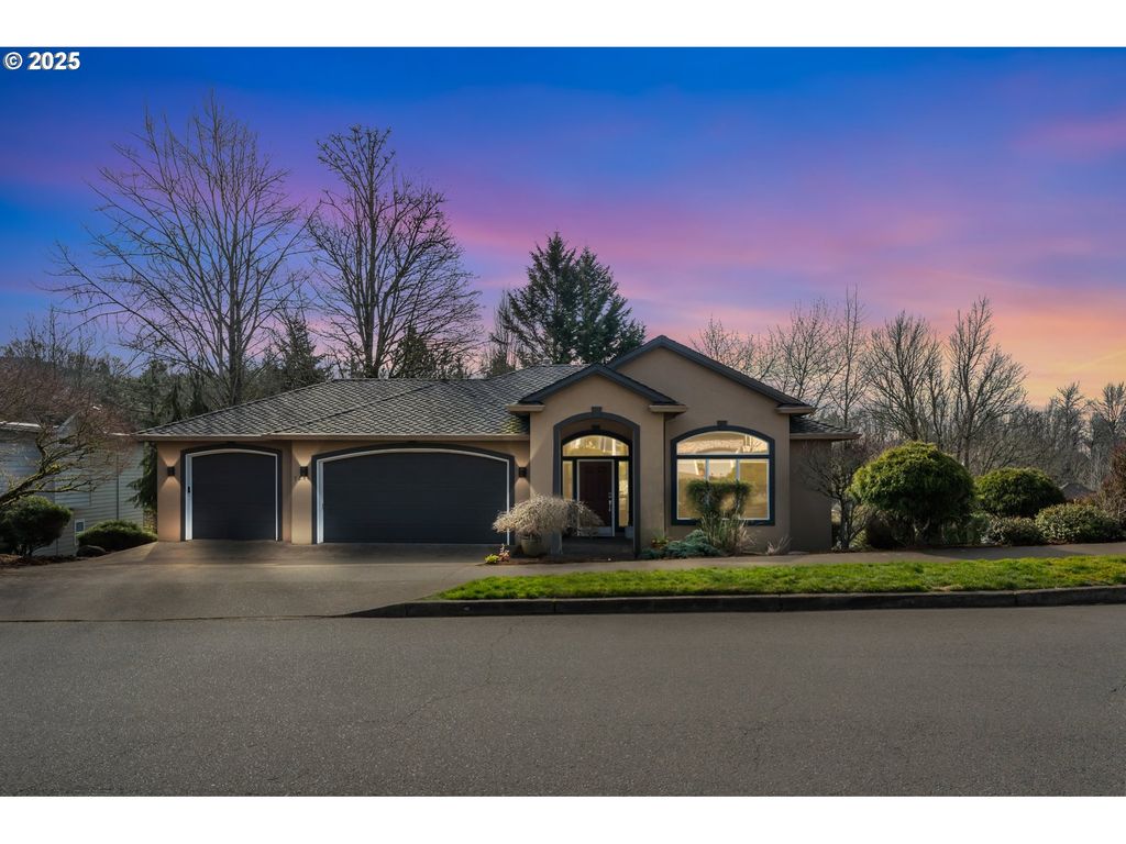 9216 Nw BARTHOLOMEW Dr, Portland, OR 97229