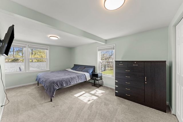 934 S Highland Avenue, Arlington Heights, IL 60005