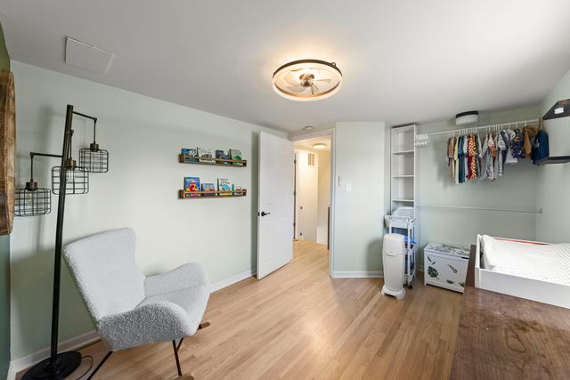 934 S Highland Avenue, Arlington Heights, IL 60005