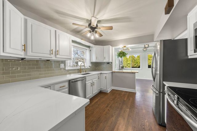 934 S Highland Avenue, Arlington Heights, IL 60005