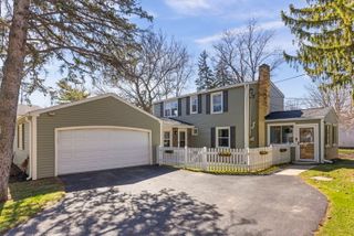 934 S Highland Avenue, Arlington Heights, IL 60005