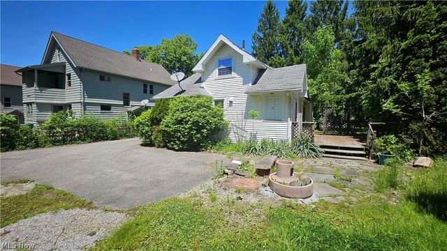 14522 Granger Road, Maple Heights, OH 44137