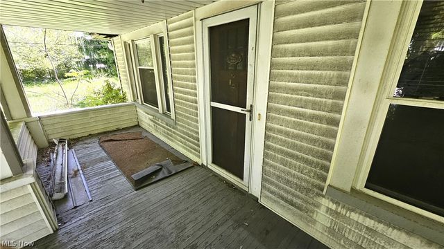 14522 Granger Road, Maple Heights, OH 44137