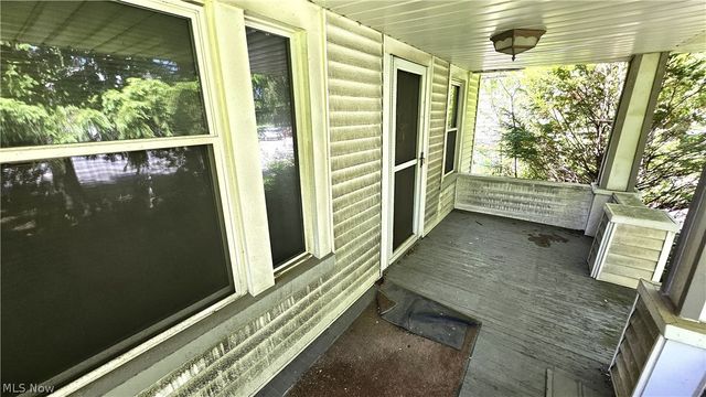 14522 Granger Road, Maple Heights, OH 44137