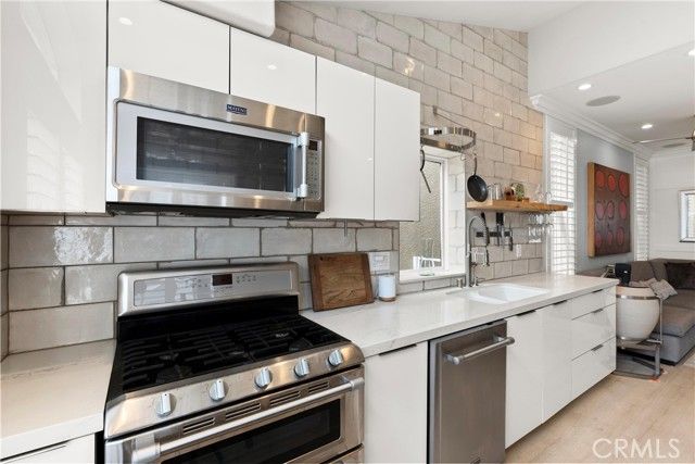 700 Lido Park Drive 5, Newport Beach, CA 92663