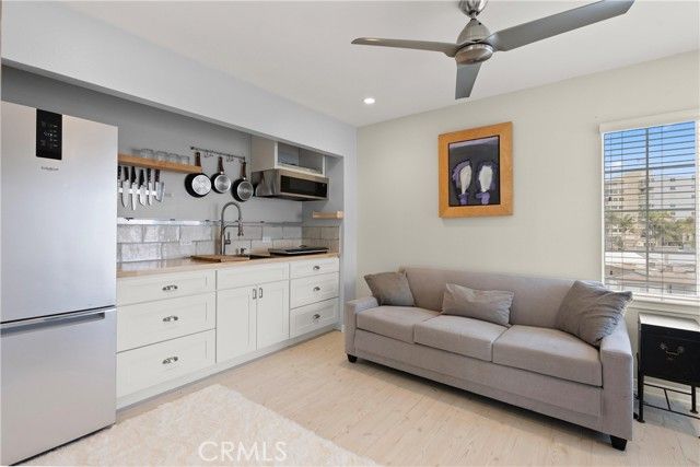 700 Lido Park Drive 5, Newport Beach, CA 92663