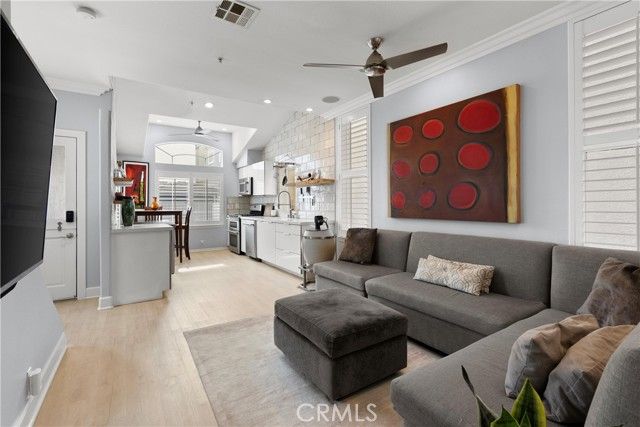 700 Lido Park Drive 5, Newport Beach, CA 92663