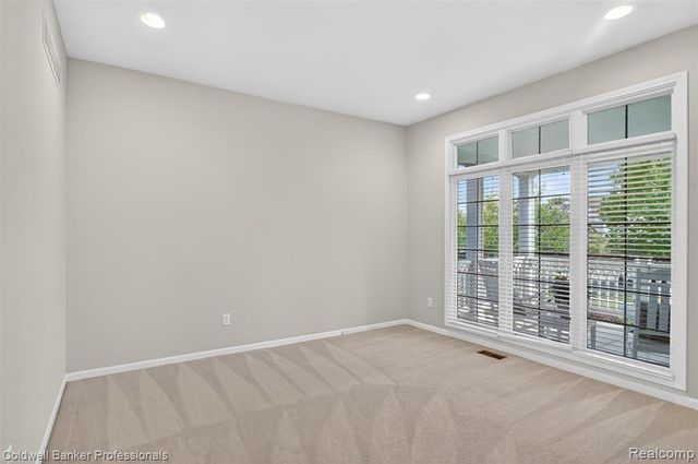 1357 Kentfield Drive, Rochester, MI 48307