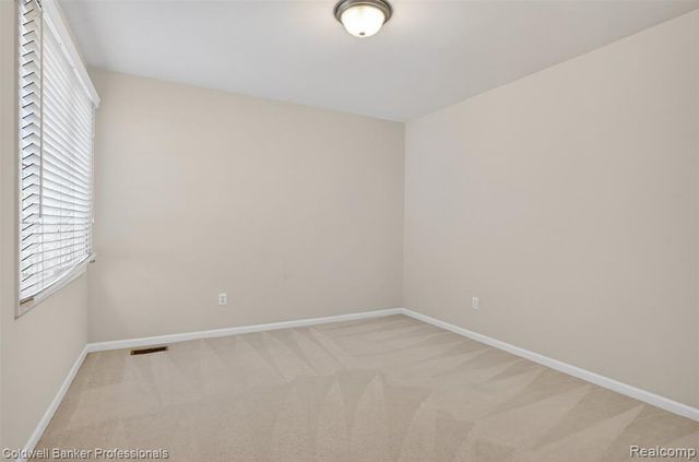 1357 Kentfield Drive, Rochester, MI 48307