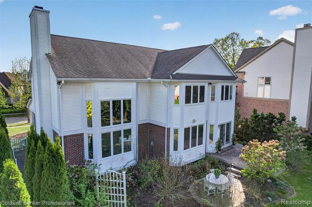 1357 Kentfield Drive, Rochester, MI 48307