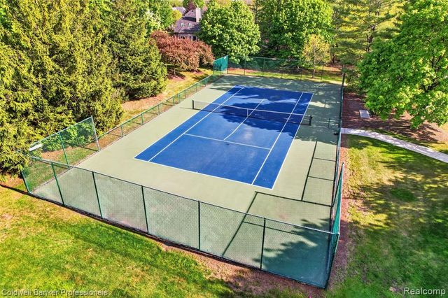1357 Kentfield Drive, Rochester, MI 48307