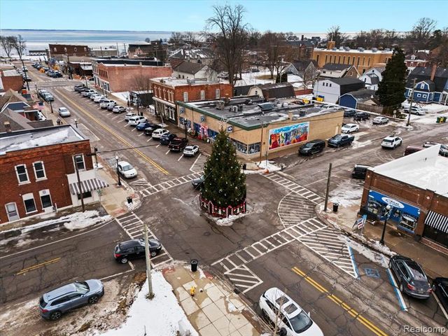 52411 Washington Street, New Baltimore, MI 48047