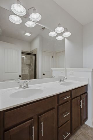 1970 Newark Ln, Thompsons Station, TN 37179