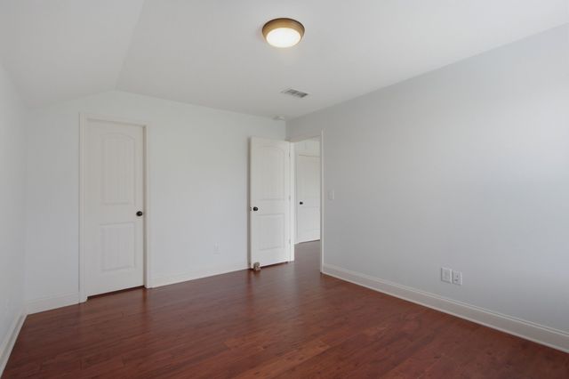 1970 Newark Ln, Thompsons Station, TN 37179