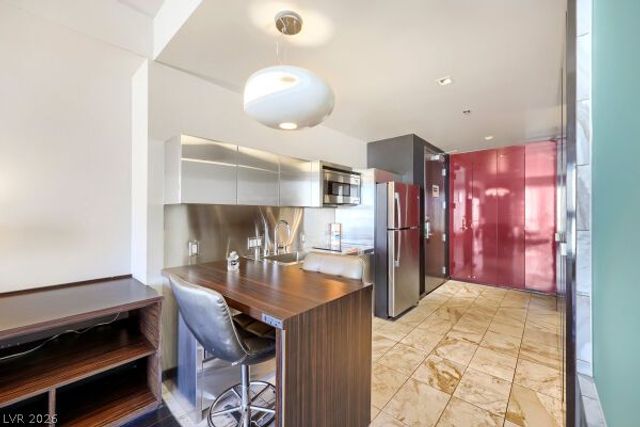 4381 West Flamingo Road 1816, Las Vegas, NV 89103