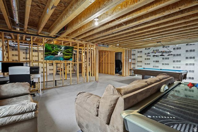 586 N HILL VIEW DR, Saratoga Springs, UT 84045
