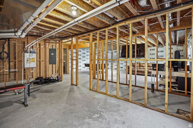 586 N HILL VIEW DR, Saratoga Springs, UT 84045