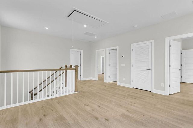 7367 Longtown Drive, Hanahan, SC 29410