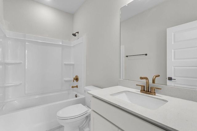 7367 Longtown Drive, Hanahan, SC 29410