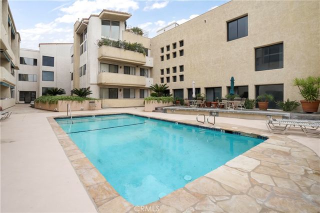 5310 Zelzah 101, Encino, CA 91316