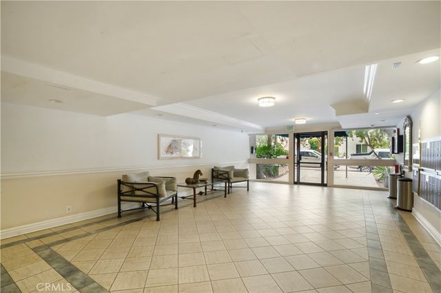 5310 Zelzah 101, Encino, CA 91316