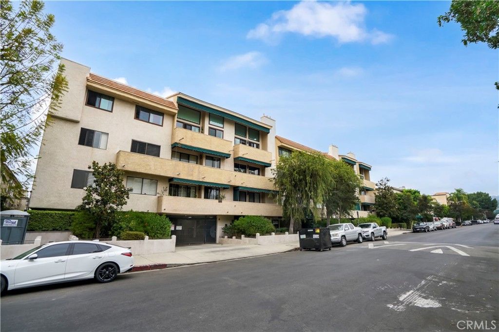5310 Zelzah 101, Encino, CA 91316