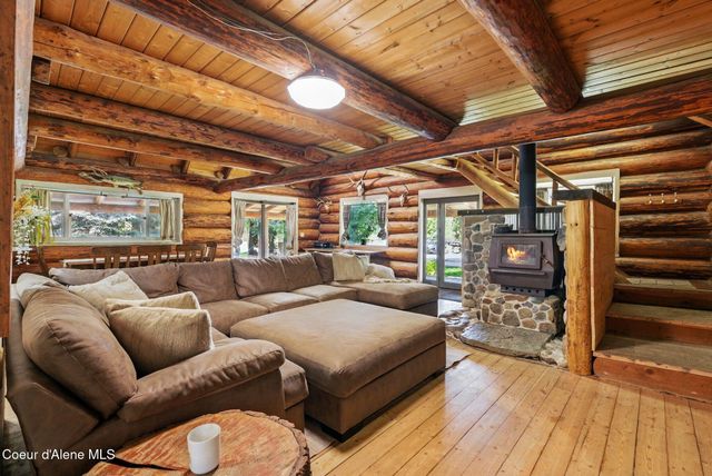 76 Shadow Valley Ln, Clark Fork, ID 83811