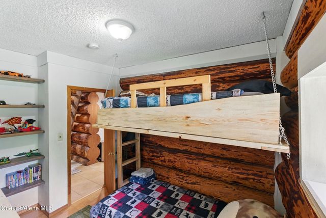 76 Shadow Valley Ln, Clark Fork, ID 83811