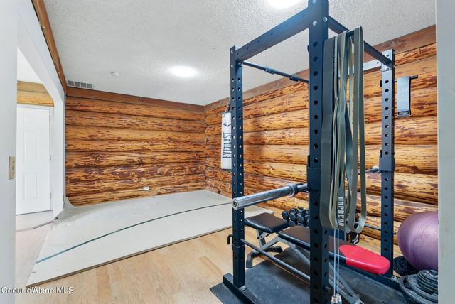 76 Shadow Valley Ln, Clark Fork, ID 83811