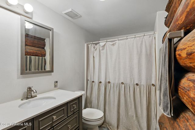 76 Shadow Valley Ln, Clark Fork, ID 83811