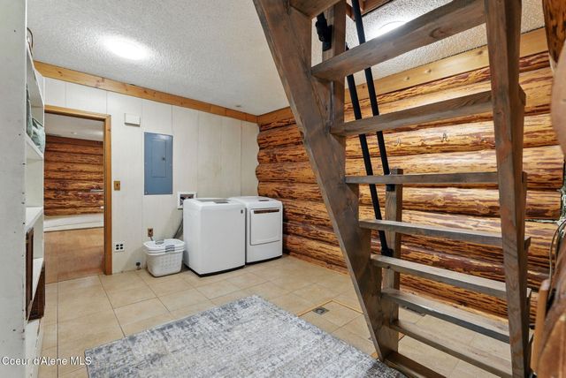 76 Shadow Valley Ln, Clark Fork, ID 83811