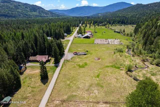 76 Shadow Valley Ln, Clark Fork, ID 83811