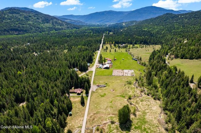 76 Shadow Valley Ln, Clark Fork, ID 83811