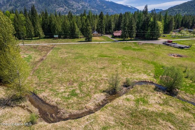 76 Shadow Valley Ln, Clark Fork, ID 83811