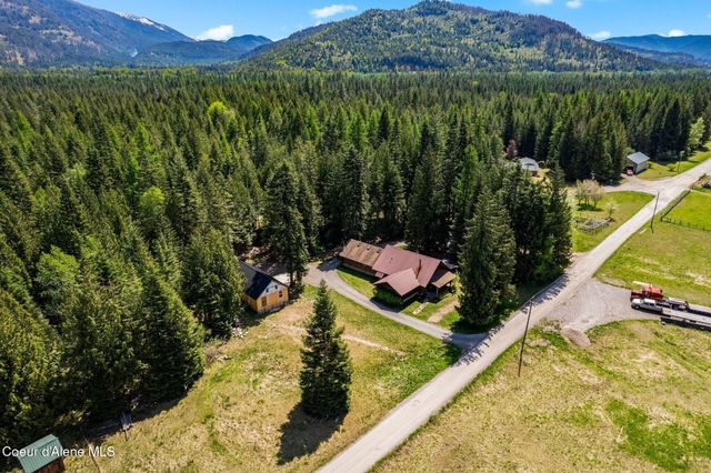 76 Shadow Valley Ln, Clark Fork, ID 83811
