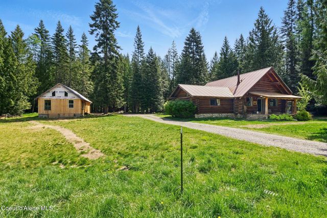 76 Shadow Valley Ln, Clark Fork, ID 83811