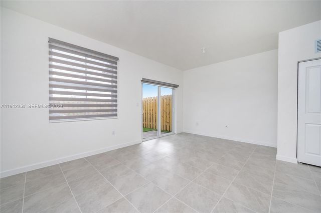 2747 SE 26th Rd 2747, Homestead, FL 33035