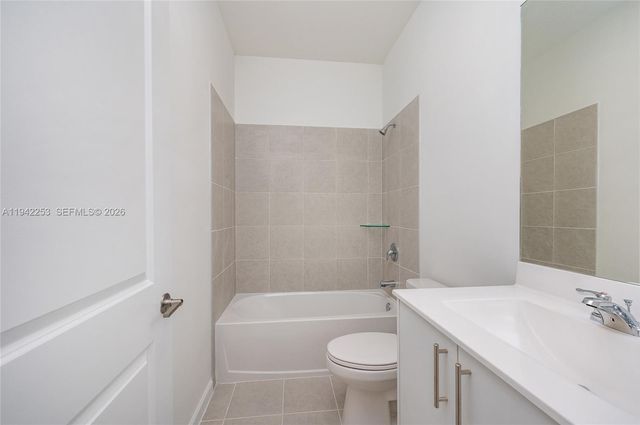 2747 SE 26th Rd 2747, Homestead, FL 33035