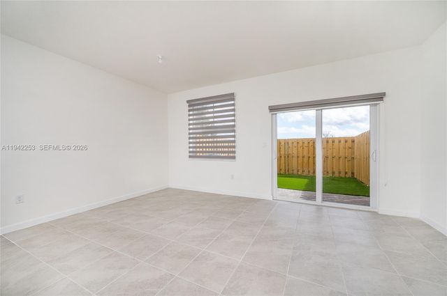 2747 SE 26th Rd 2747, Homestead, FL 33035