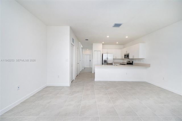 2747 SE 26th Rd 2747, Homestead, FL 33035