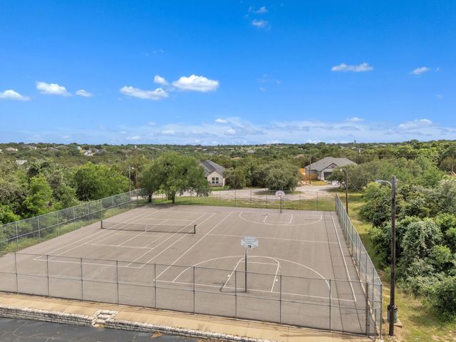 5915 Black Pine Circle, Granbury, TX 76048