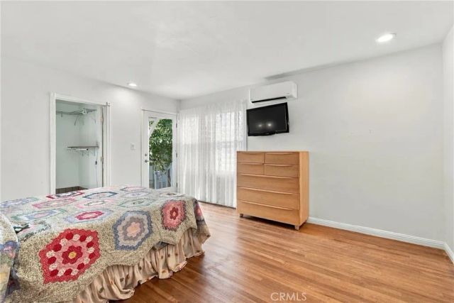 1100 E Whiting Avenue, Fullerton, CA 92831