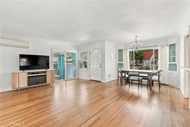 1100 E Whiting Avenue, Fullerton, CA 92831