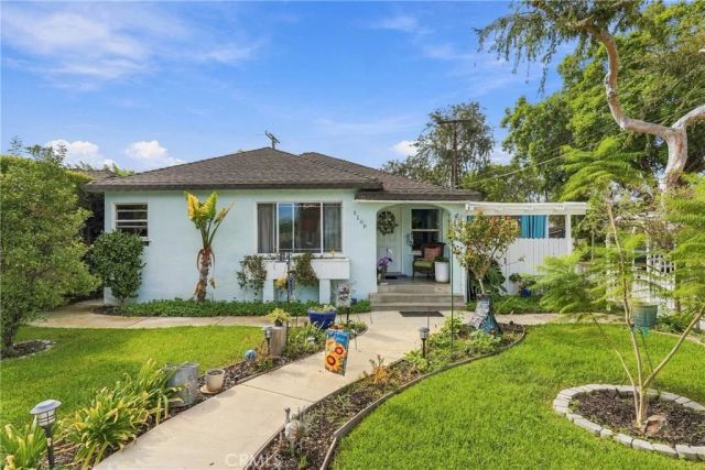 1100 E Whiting Avenue, Fullerton, CA 92831