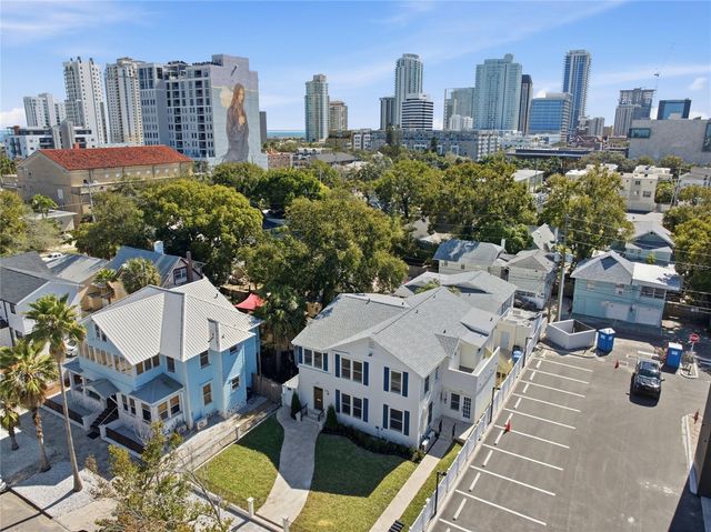 326 6TH AVENUE N 102, St Petersburg, FL 33701