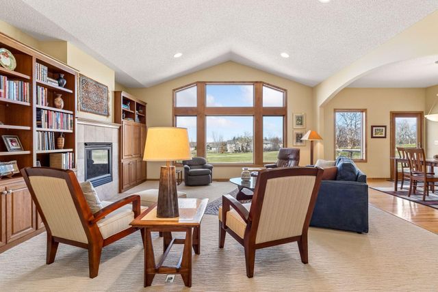1809 Legacy Drive, Faribault, MN 55021