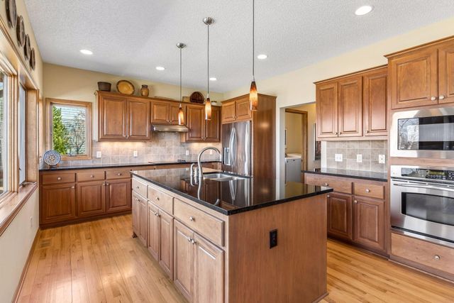 1809 Legacy Drive, Faribault, MN 55021