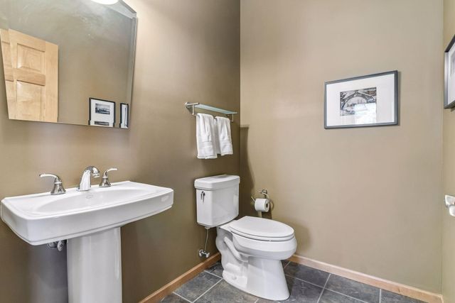 1809 Legacy Drive, Faribault, MN 55021