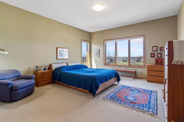 1809 Legacy Drive, Faribault, MN 55021