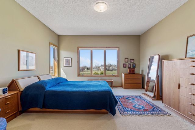1809 Legacy Drive, Faribault, MN 55021